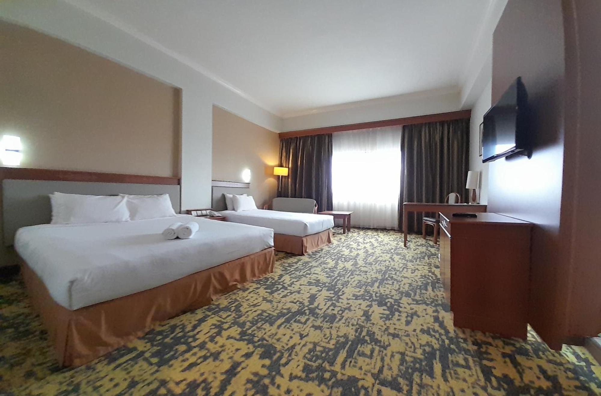 Grand Continental Kuching