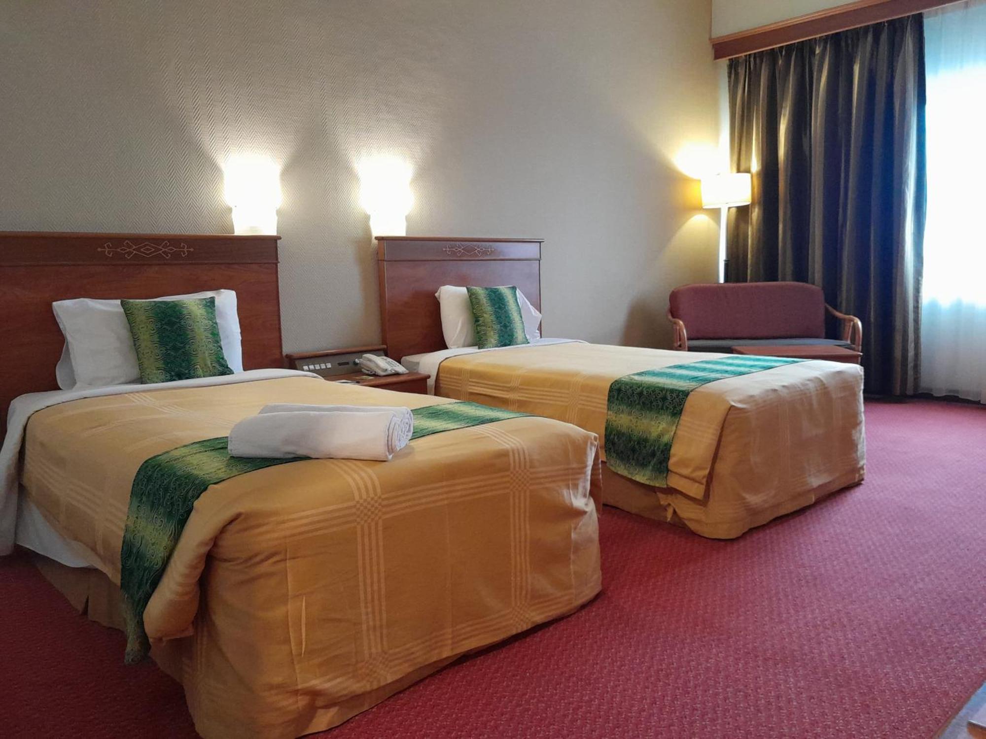 Grand Continental 3* Kuching